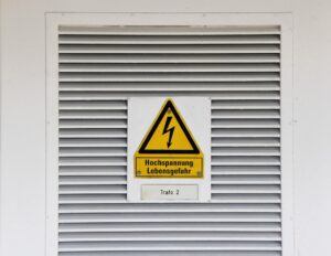 Evit comportamentele riscante, cum ar fi consumul de droguri?